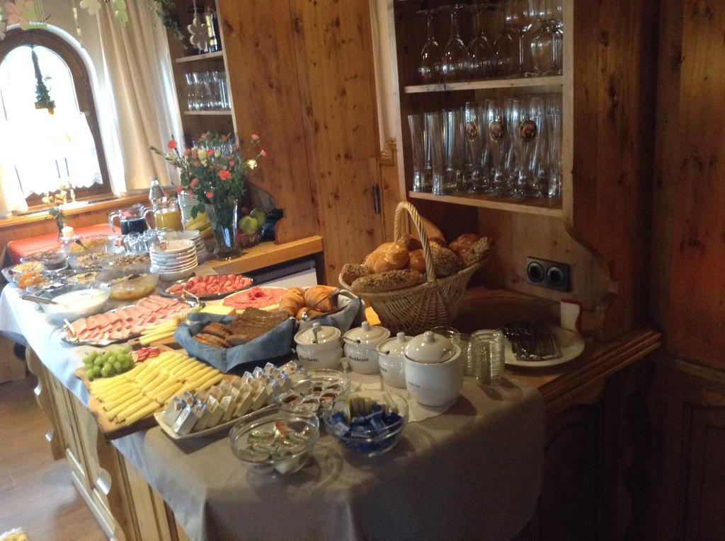 Hotel Garni Almhof Seefeld w Tirolu Zewnętrze zdjęcie