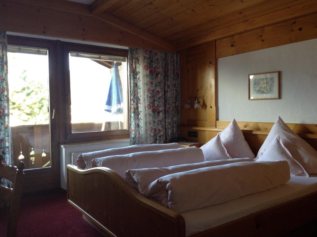 Hotel Garni Almhof Seefeld w Tirolu Zewnętrze zdjęcie