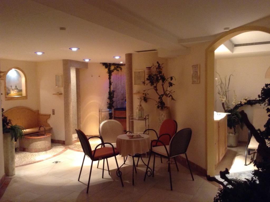 Hotel Garni Almhof Seefeld w Tirolu Zewnętrze zdjęcie