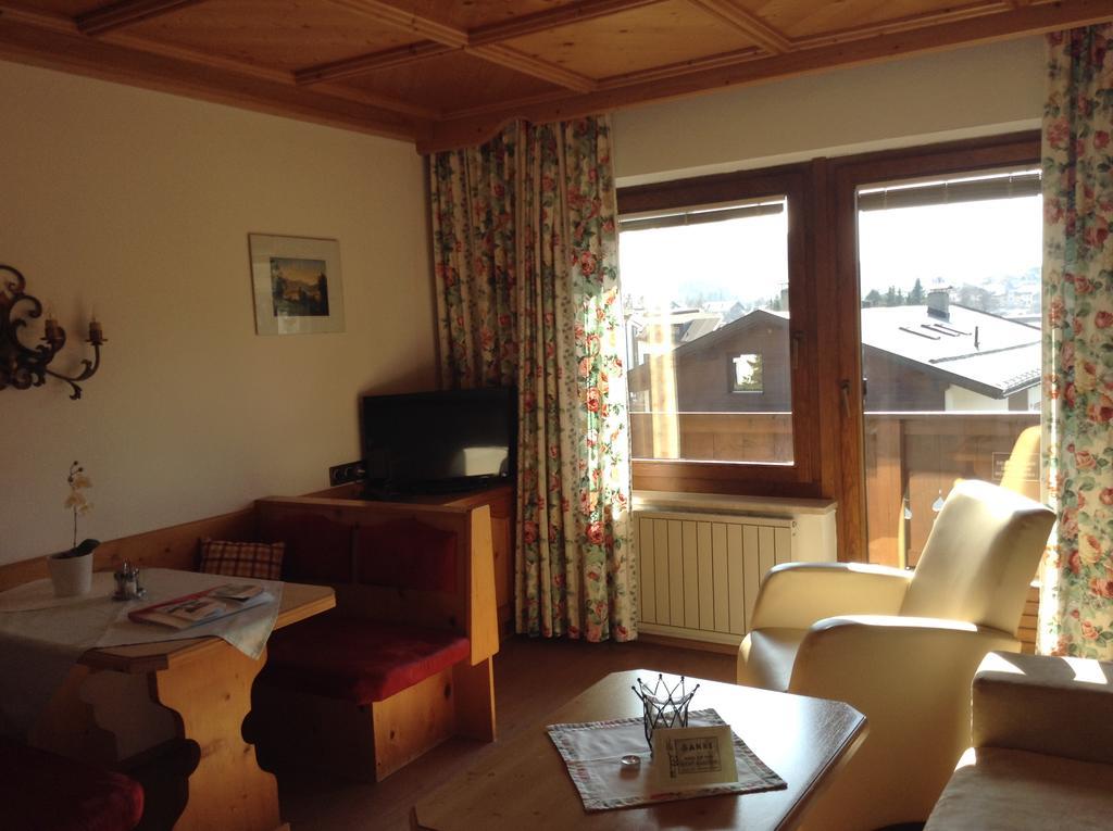 Hotel Garni Almhof Seefeld w Tirolu Zewnętrze zdjęcie